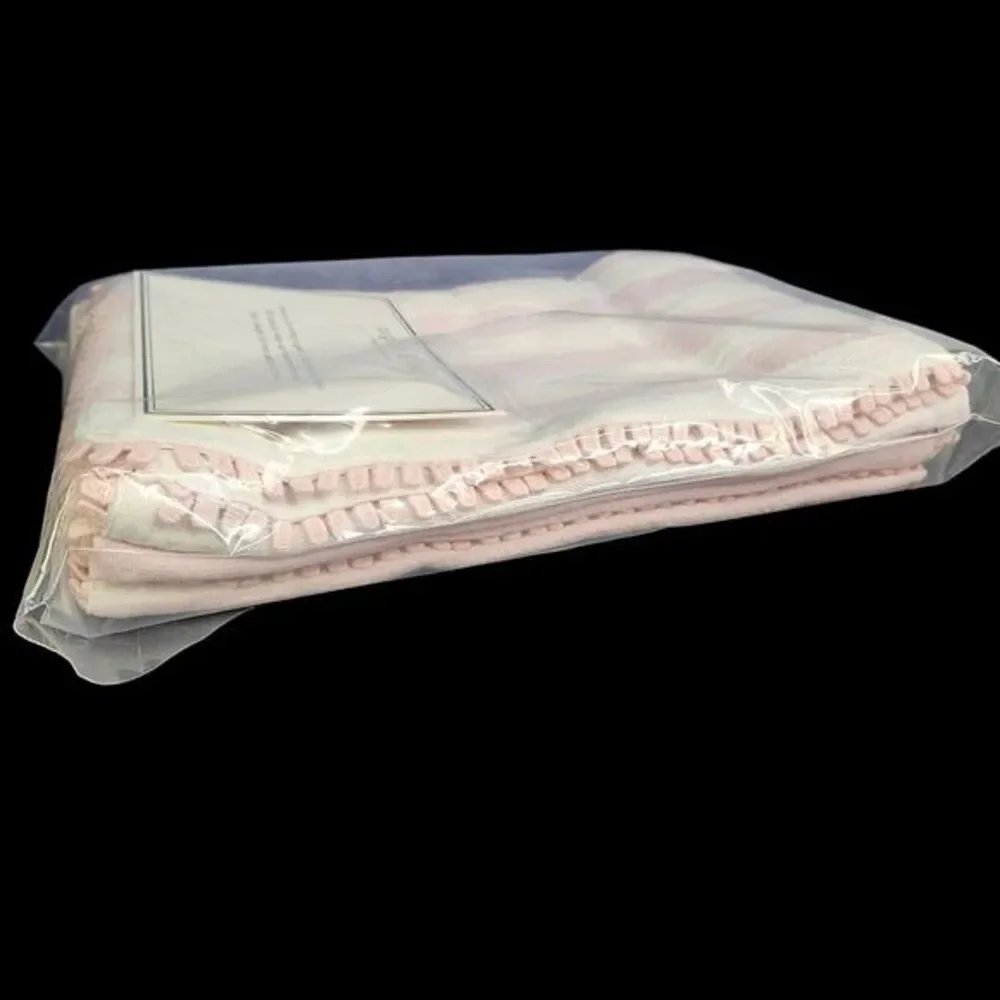 August & Leo 4 Napkins Pack Square 18 x 18 Inch Pink and White Striped Cotton Nw